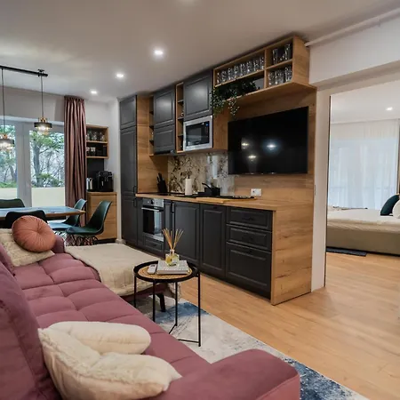 דירה Urban Pearl - Old Town - Unique 4br/3ba *