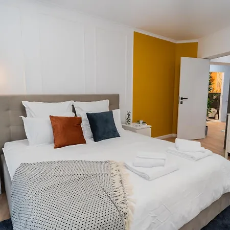 Appartement Urban Pearl - Old Town - Unique 4br/3ba *