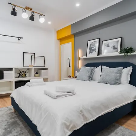 Lägenhet Urban Pearl - Old Town - Unique 4br/3ba