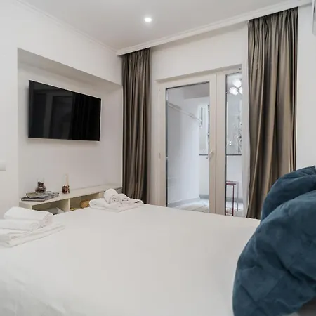 Urban Pearl - Old Town - Unique 4br/3ba Apartament Bukareszt