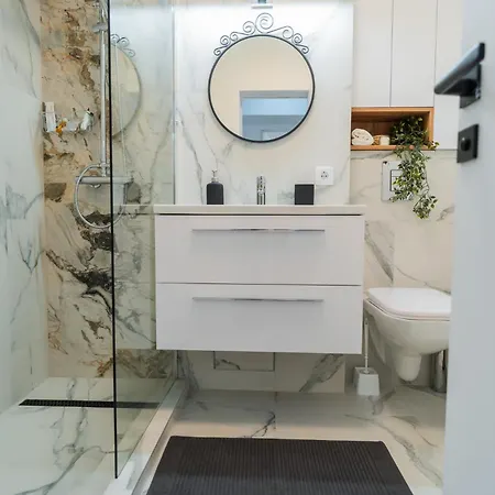 Lägenhet Urban Pearl - Old Town - Unique 4br/3ba *