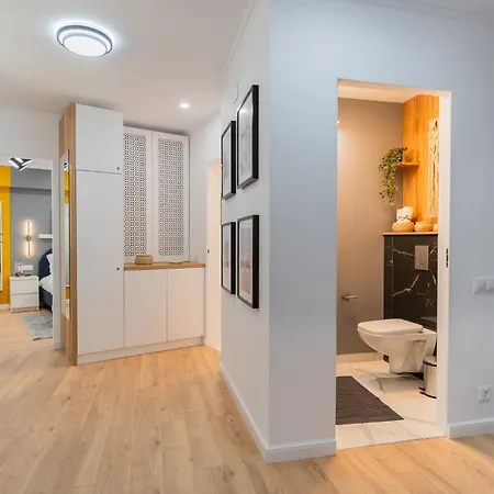 דירה Urban Pearl - Old Town - Unique 4br/3ba בוקרשט