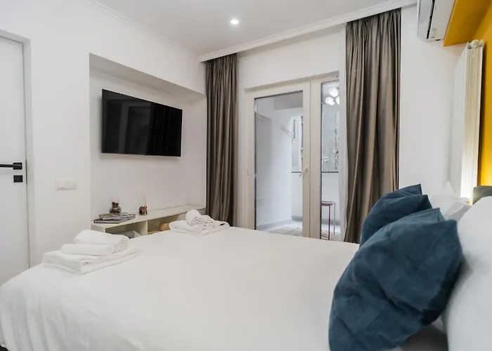 Urban Pearl - Old Town - Unique 4br/3ba Apartman Bukarest