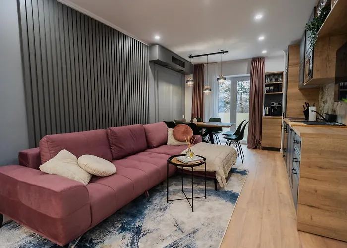 Urban Pearl - Old Town - Unique 4br/3ba