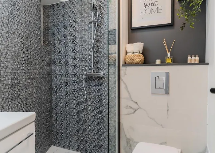 Apartman Urban Pearl - Old Town - Unique 4br/3ba *