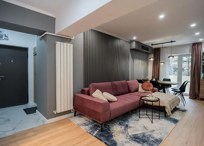 Urban Pearl - Old Town - Unique 4br/3ba Apartament *