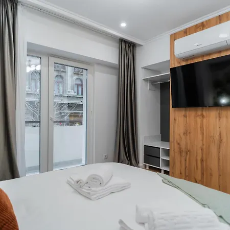 Urban Pearl - Old Town - Unique 4br/3ba Апартаменти *