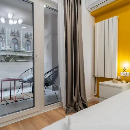 Urban Pearl - Old Town - Unique 4br/3ba * Bucharest