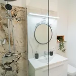 Διαμέρισμα Urban Pearl - Old Town - Unique 4br/3ba Βουκουρέστι