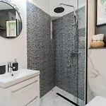 Διαμέρισμα Urban Pearl - Old Town - Unique 4br/3ba *
